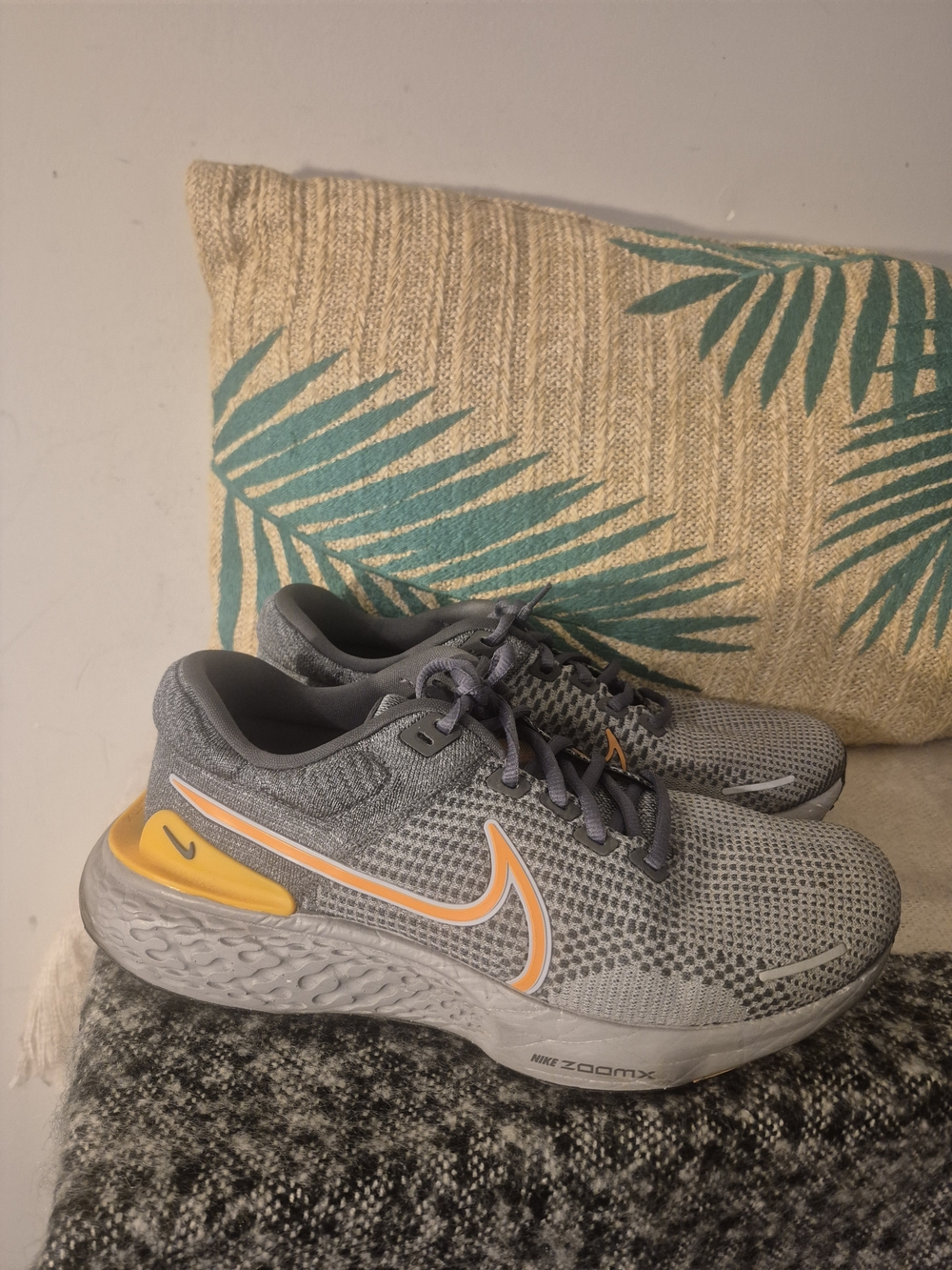 Nike ZoomX Invincible Run FK 2 Gray and Orange Running Shoes Sz 10.5